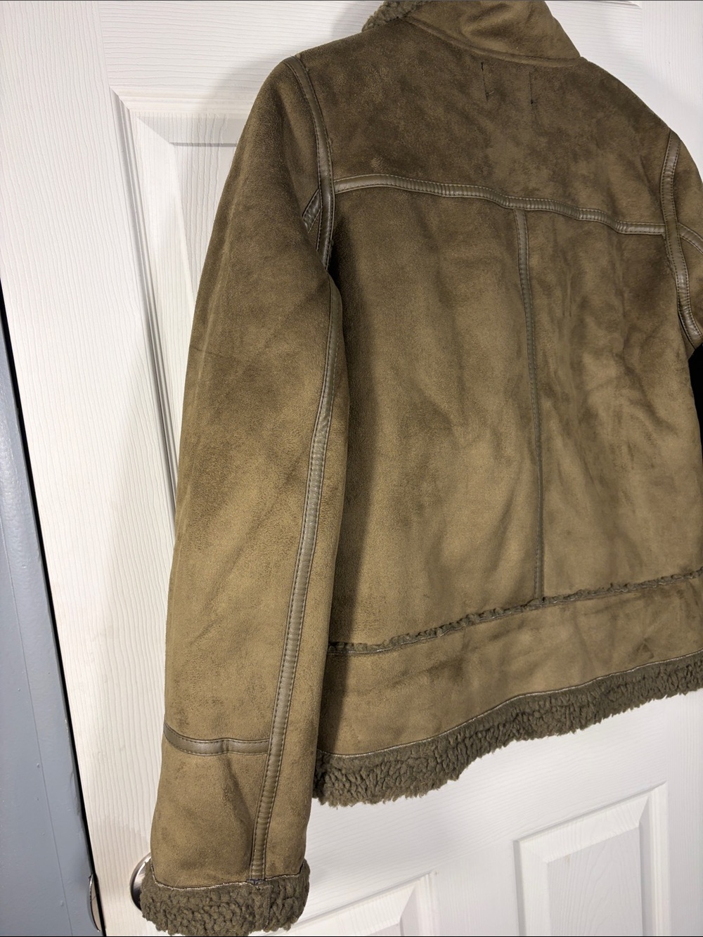 Haute Monde Olive Green Shearling-Lined Aviator Jacket - Picture 7 of 7